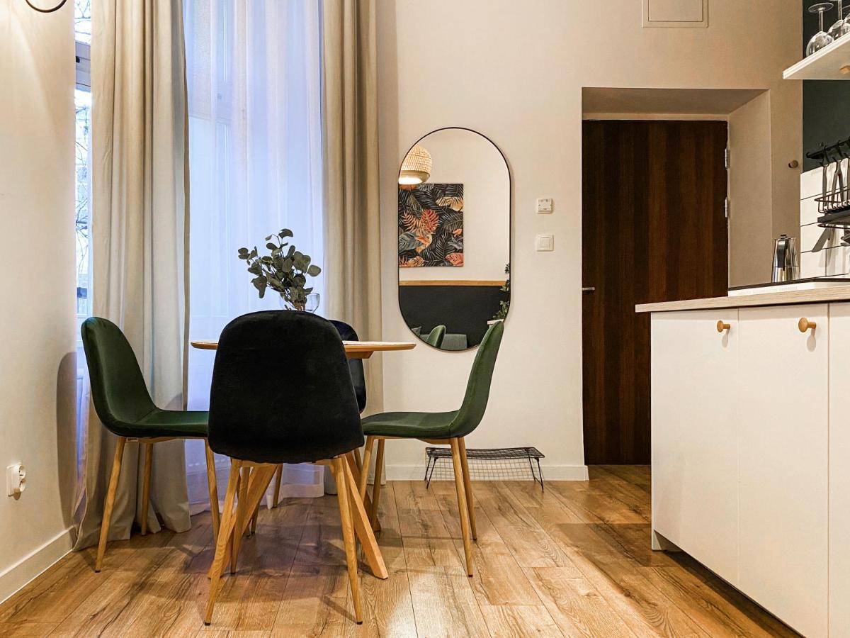 Charming Apartment, Wawel & Old Town Apartment *