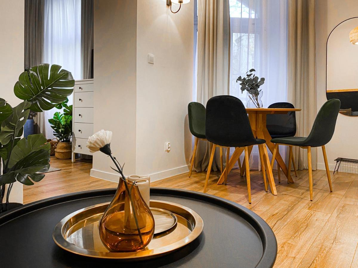 Charming Apartment, Wawel & Old Town Apartment Krakow