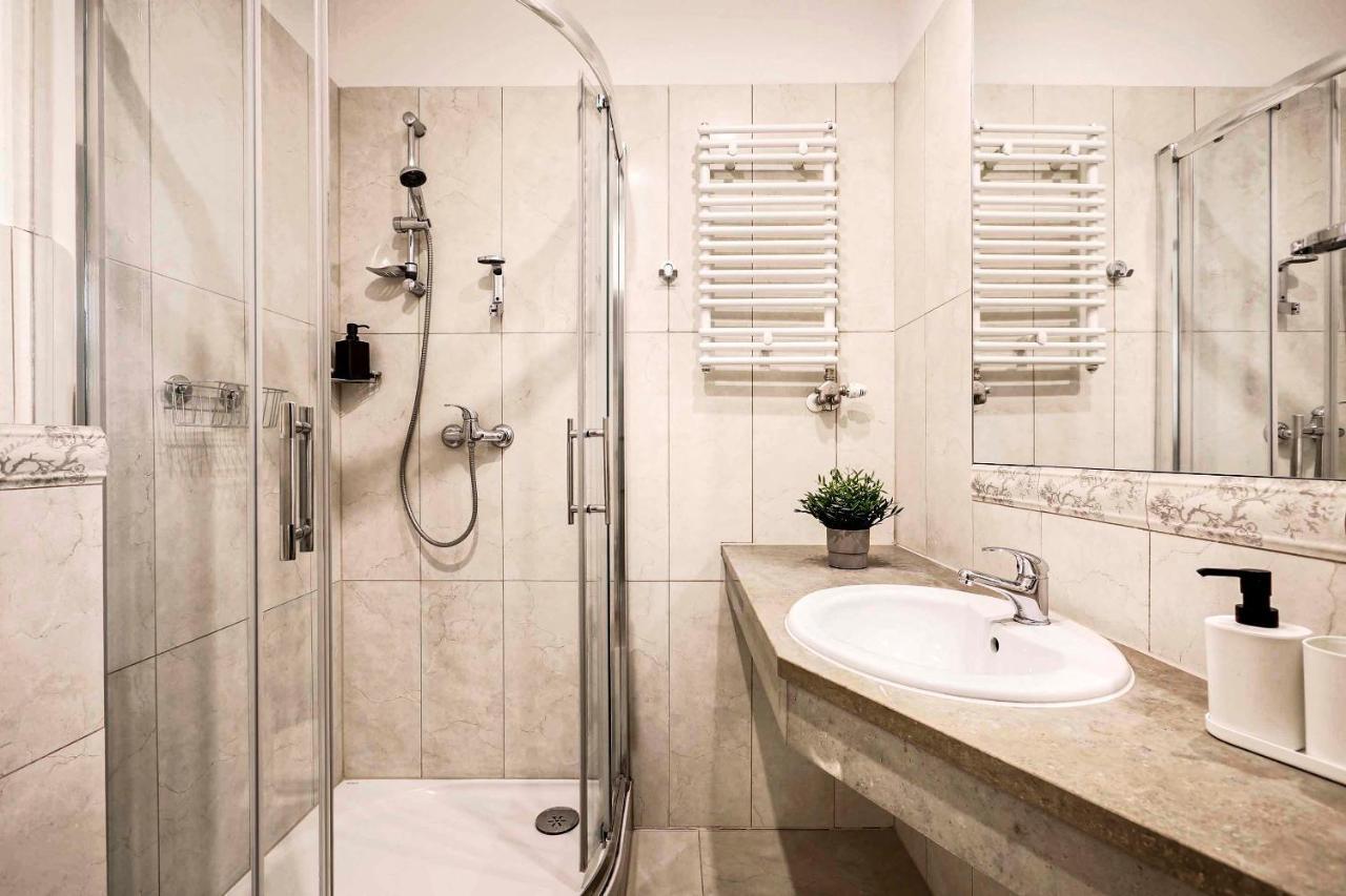 Charming Apartment, Wawel & Old Town Krakow