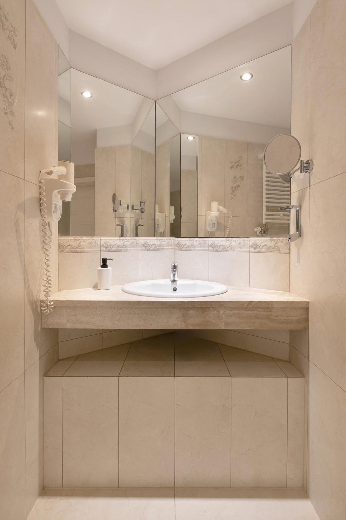 Charming Apartment, Wawel & Old Town Apartment *